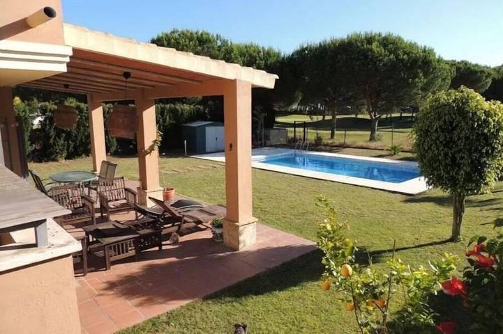 Ferienhaus für 8 Personen, mit Balkon und Whirlpool