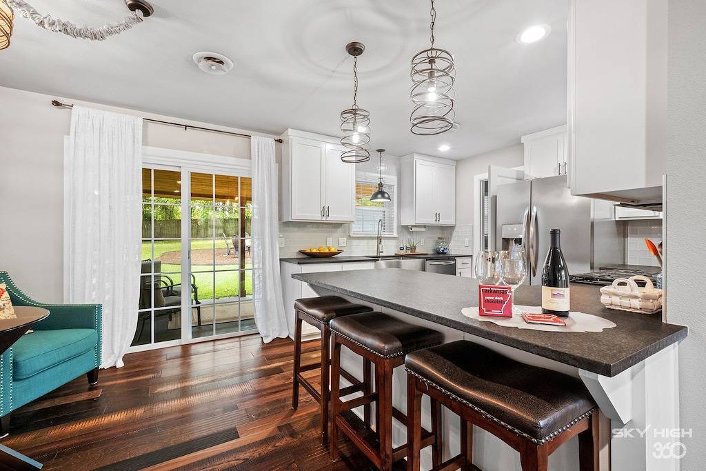 The Orange Door just steps from art, trails & dining in Bentonville, Ozark Mountains