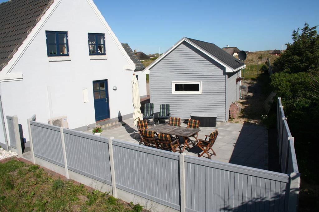 Helles, etwas älteres Ferienhaus im Herzen von Vedersø Klit nur einen Katzensprung von der Nordsee in Ulfborg, Holstebro und Umgebung