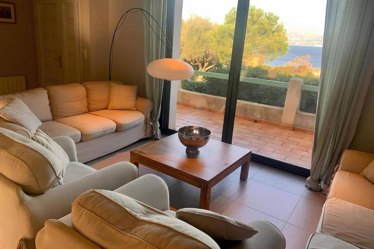 Villa in La Madrague, Hyeres