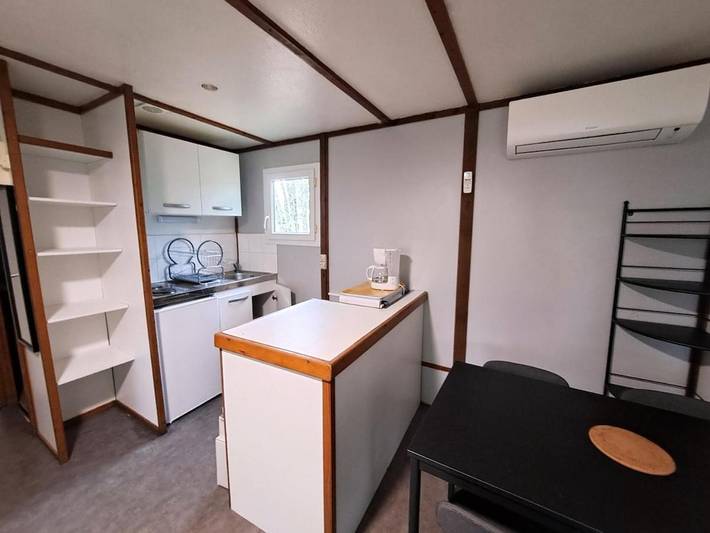 Location de vacances pour 6 personnes, avec terrasse et piscine à Herm - 3