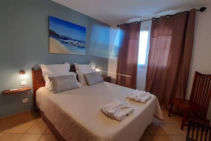 Appartement entier, T2 avec Jardin (N°4) -  2 minutes plage -Très Belle Vue Mer  - Climatisé in Propriano, Arrondissement de Sartène