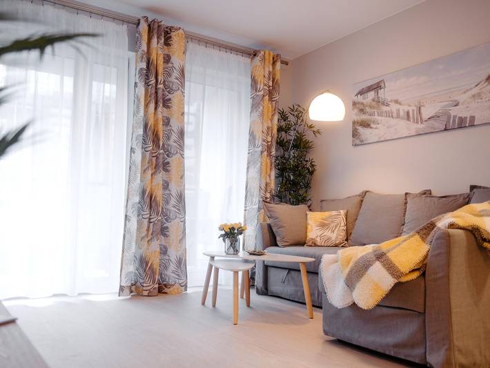 Ferienwohnung für 5 Personen, mit Balkon und Pool in Pobierowo