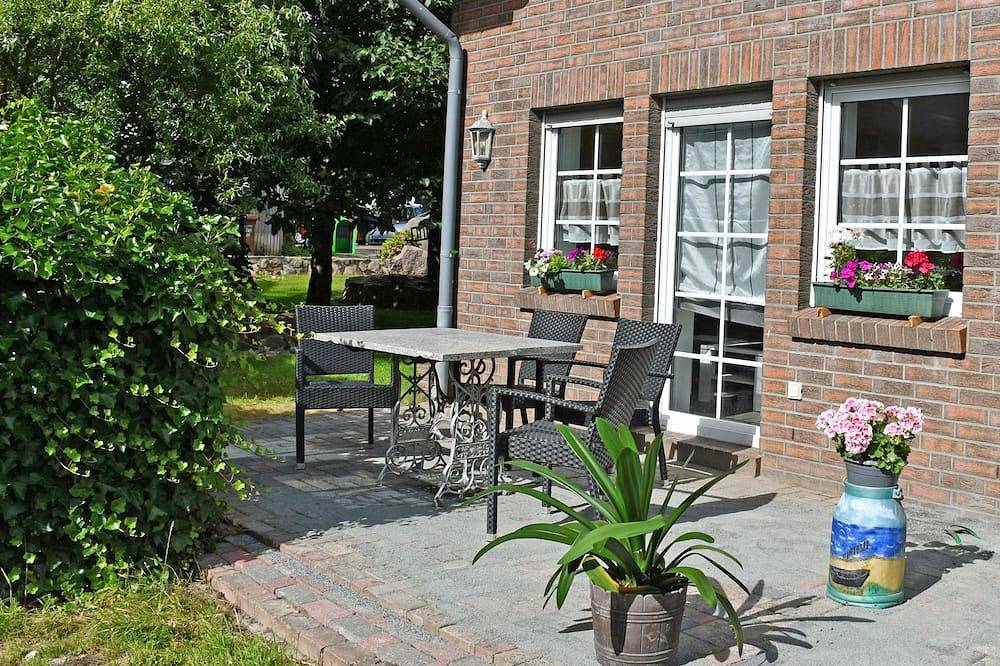 Entire apartment, 5.1. Ferienwohnung Gelber Richard - Ferienwohnungen zum Neuensiener See in Lancken-Granitz, Ruegen