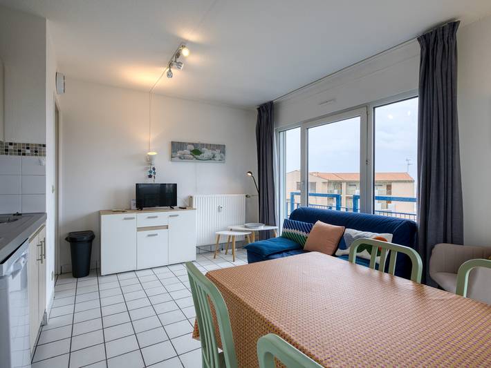 Gîte pour 2 personnes, avec balcon et piscine dans Casino De Chatelaillon - 3