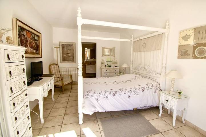 Gîte pour 10 personnes, avec jardin et terrasse à Villars - 3