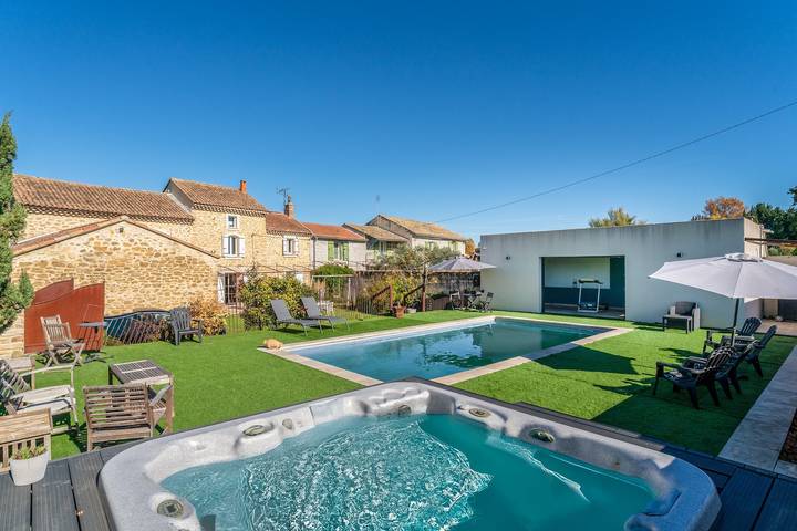 Villa pour 14 personnes, avec Jardin