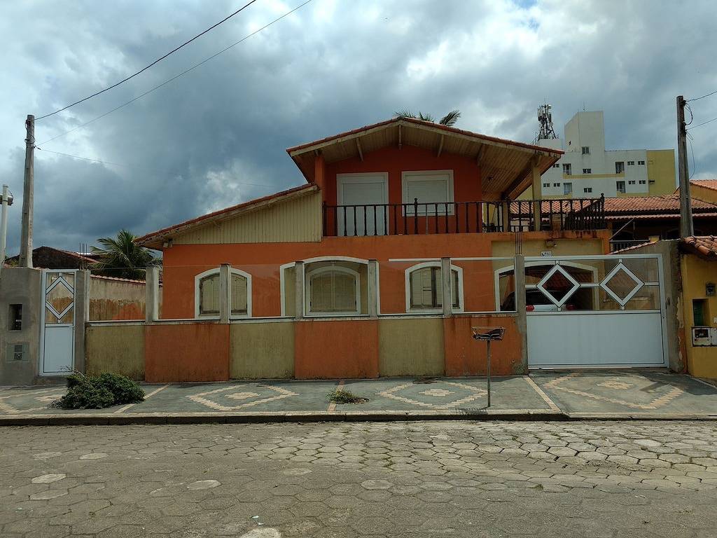 Schönes Haus mit Pool * Itanhaém * 30m Strand * Gemütlicher Ort für Freizeit und Erholung in Itanhaém, Baixada Santista