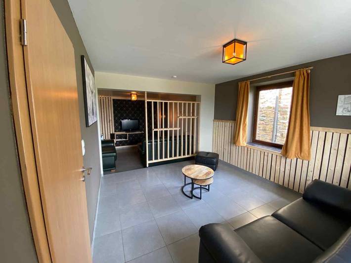 Location de vacances pour 11 personnes, avec jardin ainsi que sauna et terrasse dans Région de Liège - 3