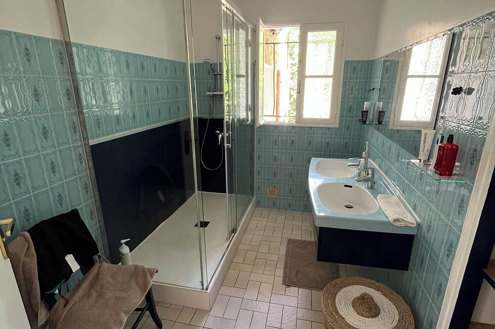 50 meters from the sea, Villa Kergal, sleeps 6 in La Brée-les-Bains, Côte de Beauté