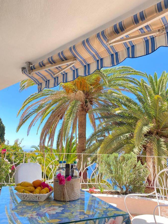 Casa rural para 20 personas, con jardín además de vistas al lago y vistas, Se admiten mascotas en El Rosario - 3