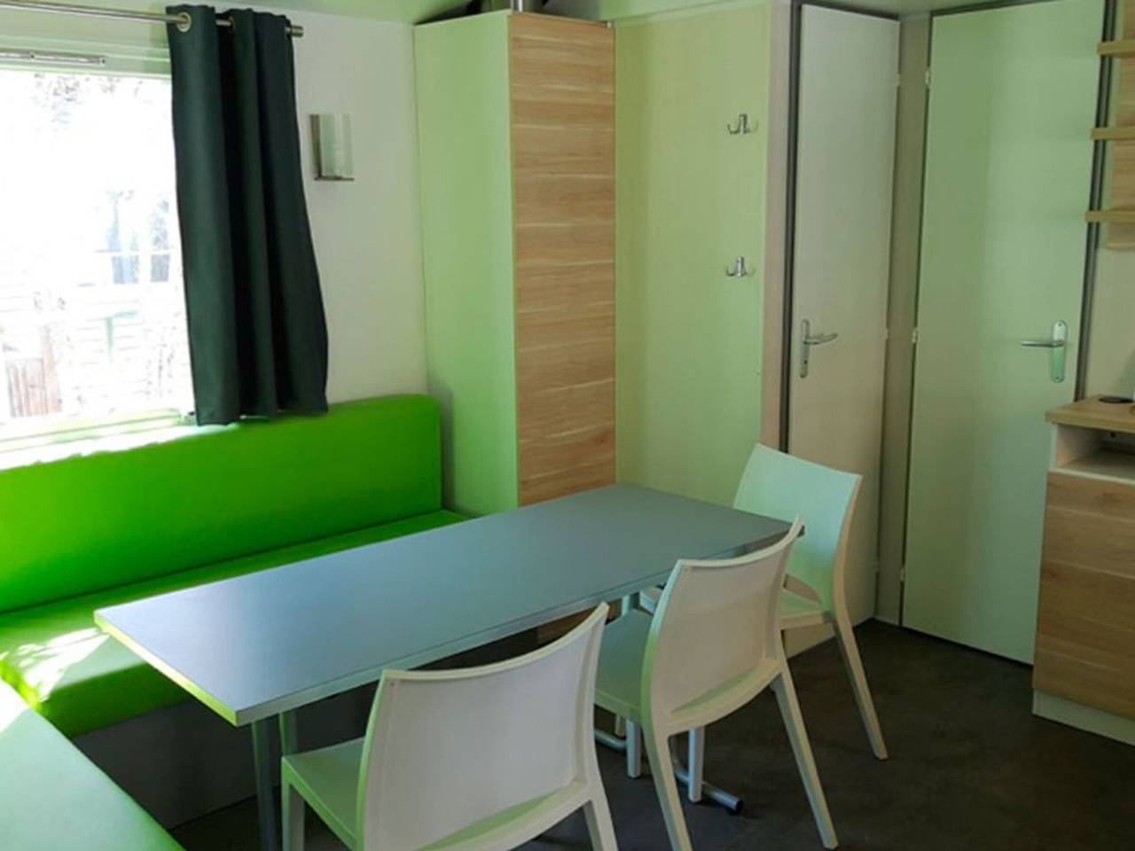 Comfortable Mobile Home with Terrace in Collias in Collias, Nimes region