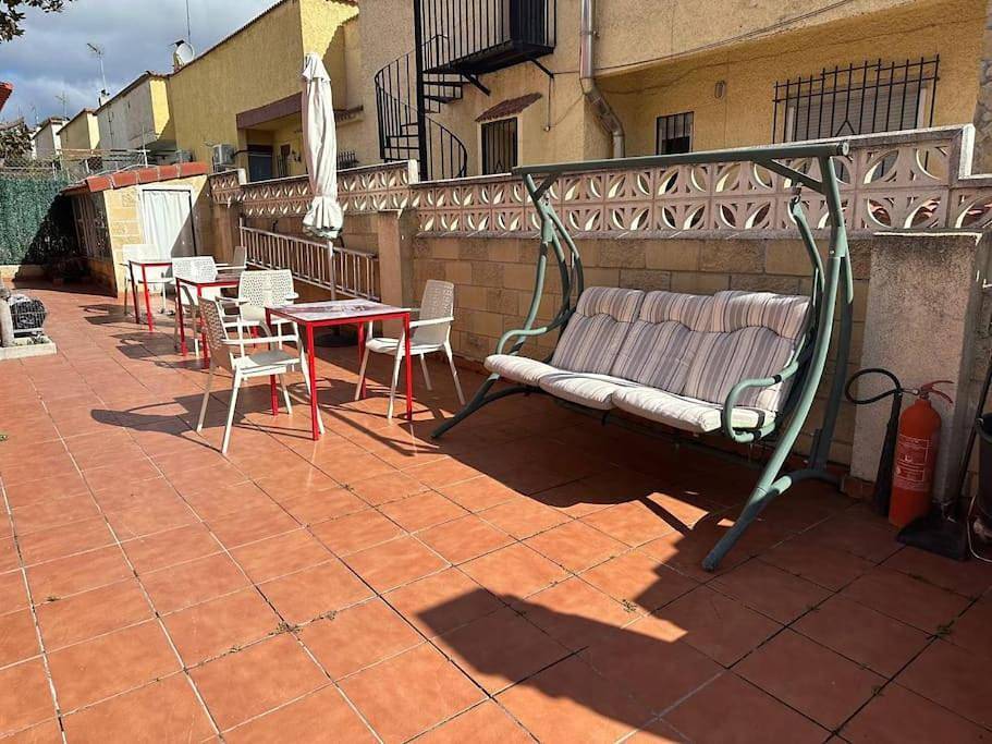 Three-Bedroom House in Pelayos de la Presa, Provincia de Madrid