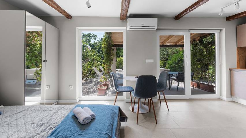 Ferienhaus für 3 Personen, mit Pool und Garten in Novigrad - 4