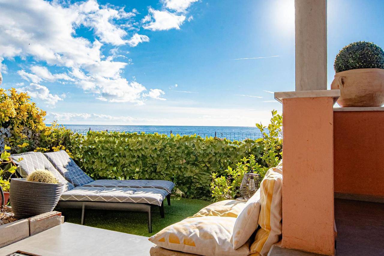 Seahorseroom - Frontemare con Idromassaggio in Finale Ligure, Commune de Finale Ligure