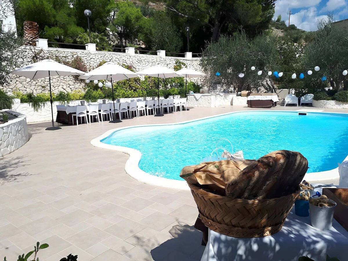 Villa 'Eco Charming Puglia Simone' con vista mare, Wi-Fi e aria condizionata in Monte Sant'Angelo, Gargano