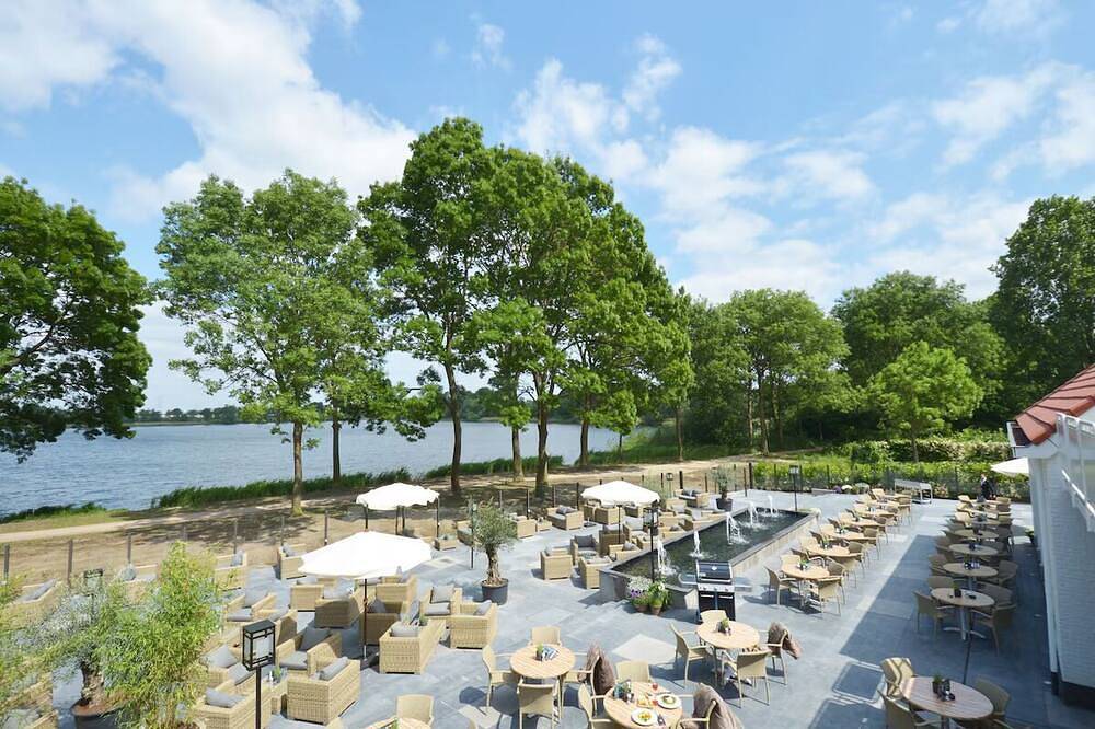 Modern Amenities with Easy Access to Cultural Attractions! Onsite Dining in Noord-Brabant