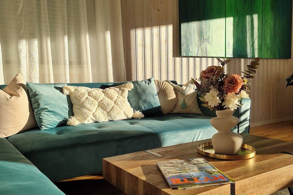 New! Sea view villa with sauna La Casa Senja in Senja, Berg (Norwegen)