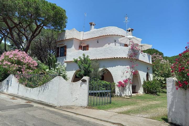 Casa vacanza per 8 persone, con giardino in Santa Margherita di Pula
