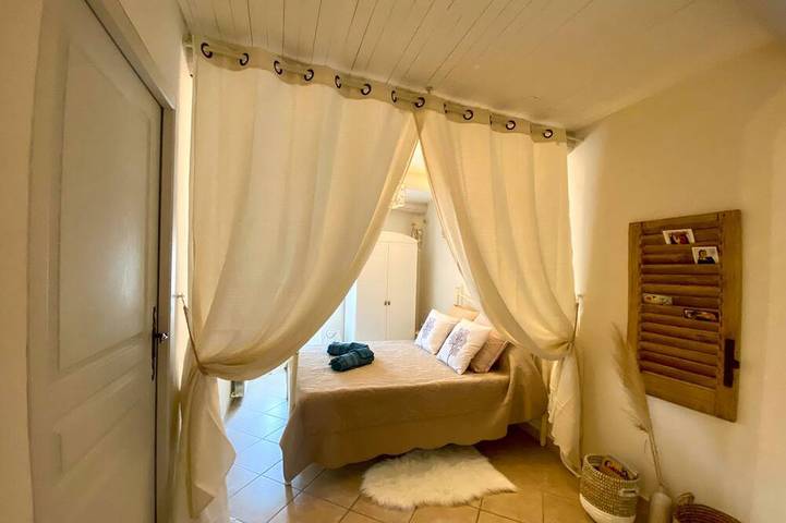 Location de vacances pour 6 personnes, avec Balcon et Jardin à Aigaliers - 4