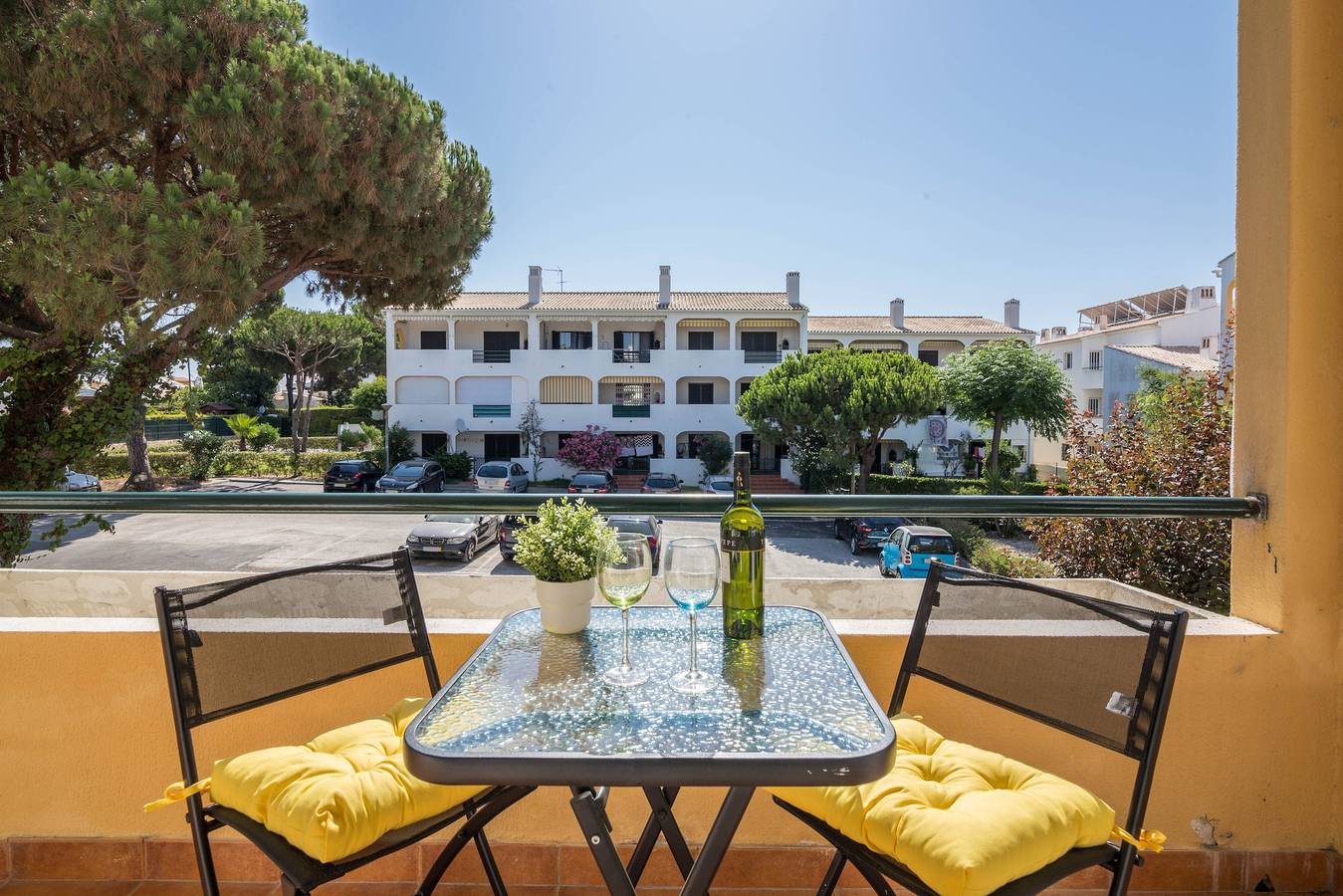 Ganze Wohnung, Schöne Ferienwohnung Marjoh Al mit Pool, Balkon, Klimaanlage und Wlan in Quarteira, Faro Distrikt
