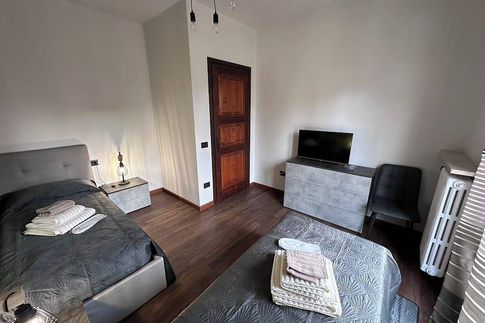 Charming 2-bedroom house in lovely Selvino with Wifi in Selvino, Provincia di Bergamo