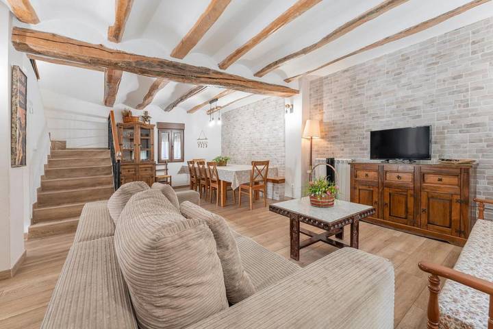 Casa rural para 17 personas, con jardín y piscina en Provincia de Teruel - 3