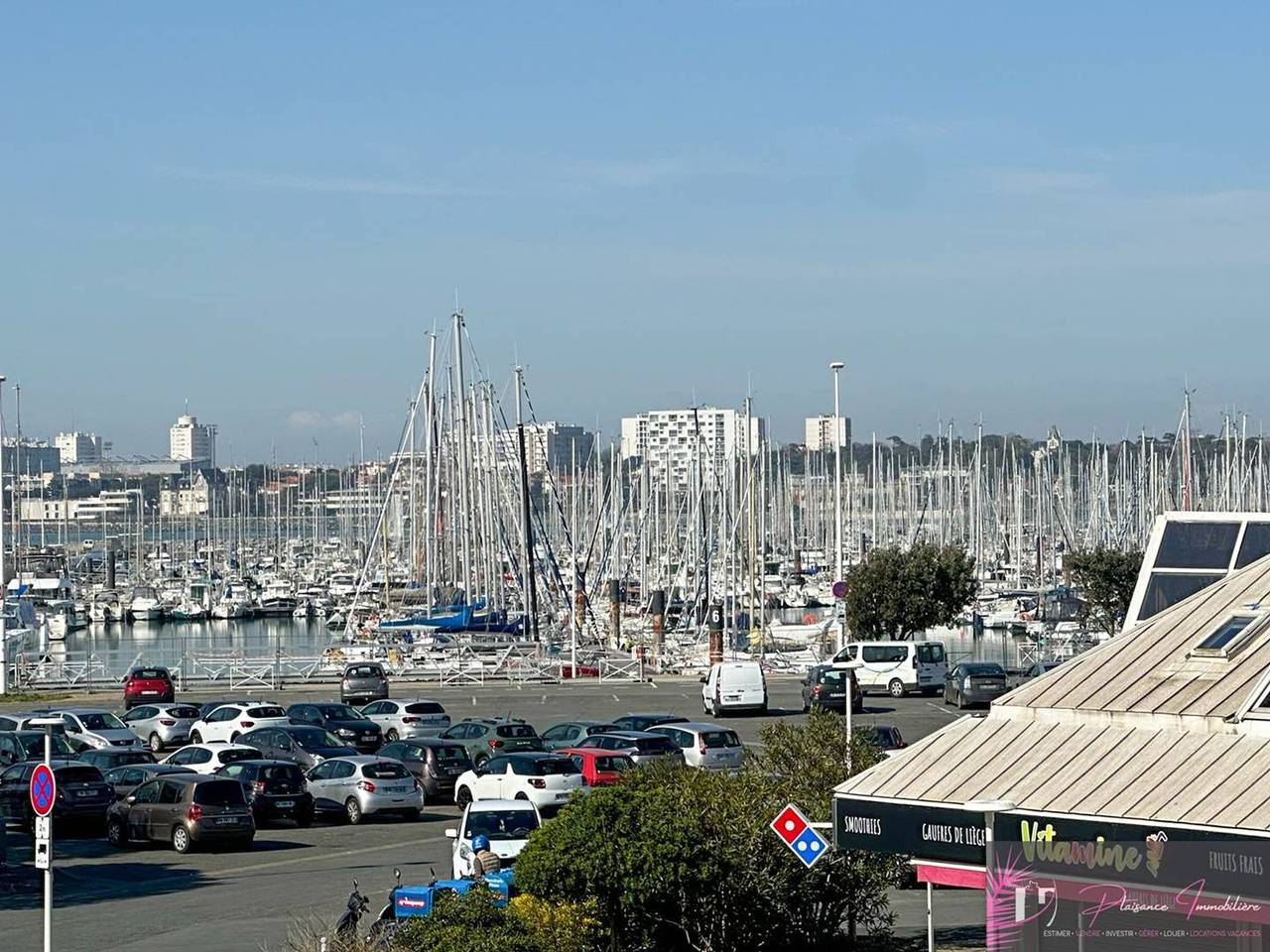 Apartamento entero, Apartamento Dúplex T3 Vista al Puerto, Parking in La Rochelle, Región de La Rochelle
