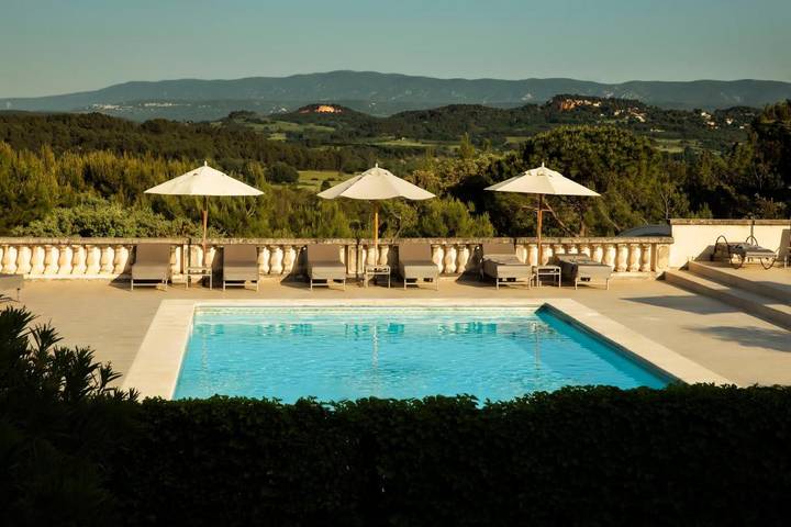 Hôtel pour 2 personnes, avec Jacuzzi et Terrasse ainsi que Jardin et Piscine