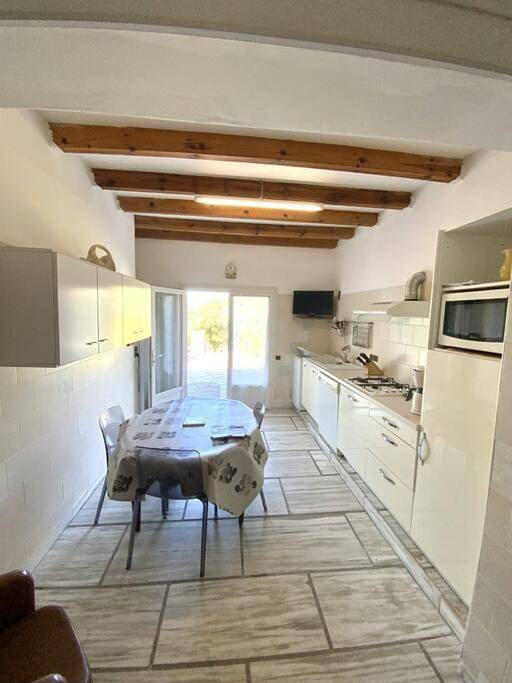 Appartement entier, Appartement en rez de villa in Aregno, Région de Calvi