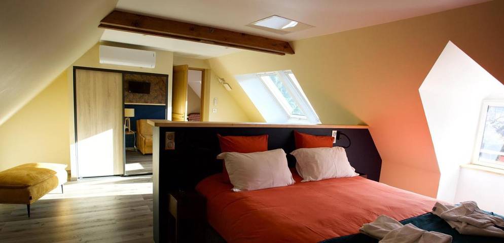 Location de vacances pour 14 personnes, avec vue et jardin ainsi que sauna et piscine à Ayzac-Ost - 2