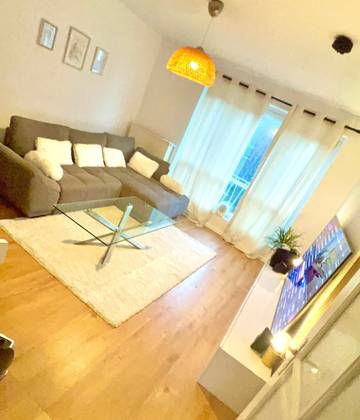 Vacation Rental for 4 Guests in Weissensee (Berlin), Berlin, Picture 1
