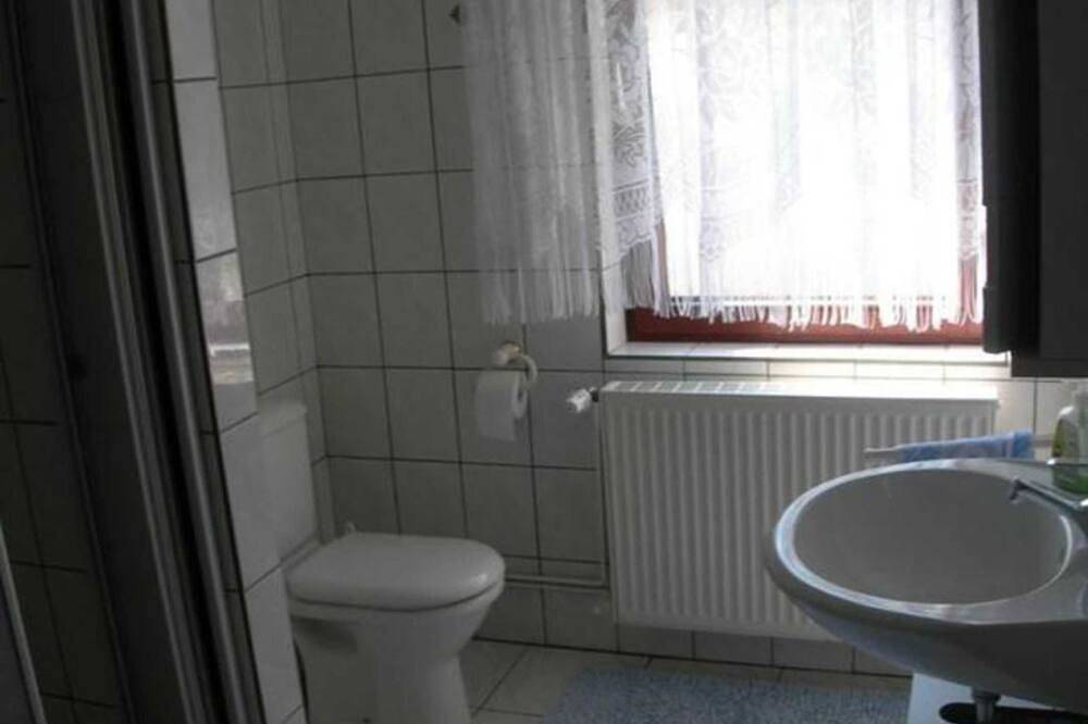 Appartement entier, Vacation Apartment in Strasen (25322) - Appartement de vacances in Strasen (25322) in Strasen, Wesenberg