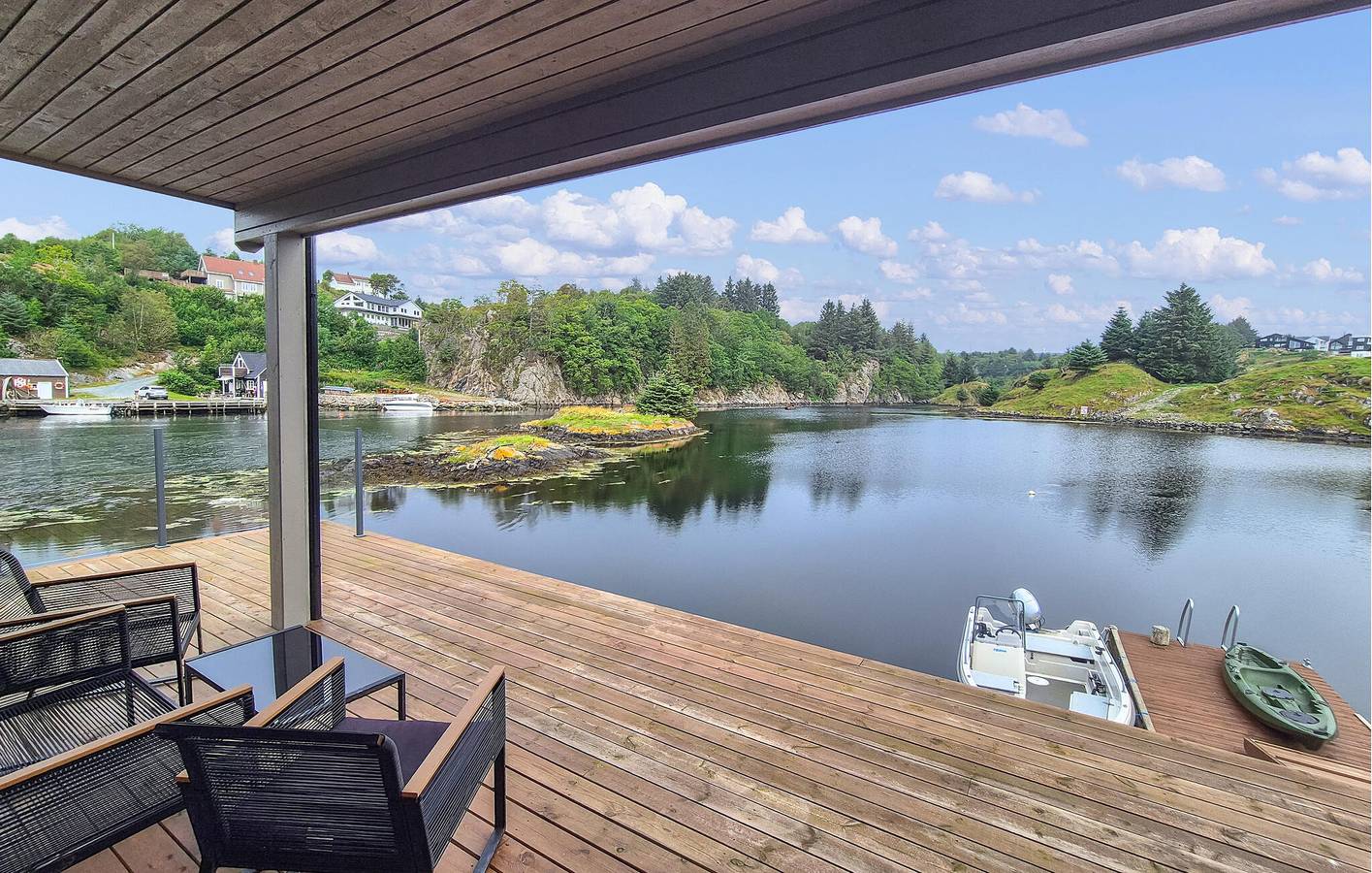 Ferienhaus für 10 Personen mit Terrasse in Bømlo