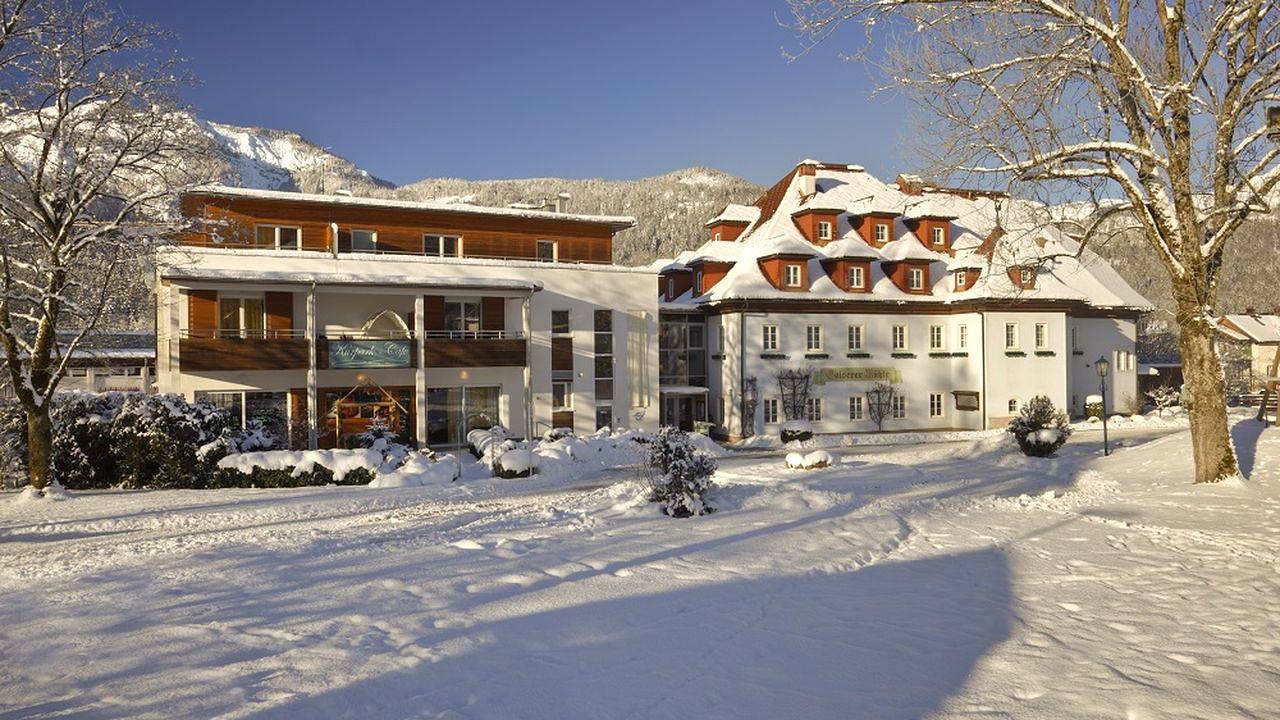 Mehrbettzimmer für 4 Personen (35 m²) in Bad Goisern in Bad Goisern am Hallstättersee, Dachstein Salzkammergut