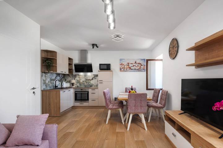 Gîte pour 5 personnes, avec vue sur l’océan, adapté aux familles à Punat - 4