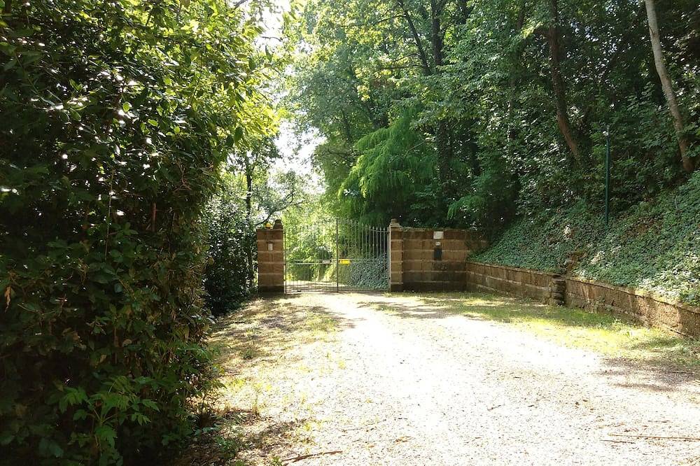 Villa Pesaro Urbino Bauernhaus mit Salzwasserpool. Vendrosella gehalten in Monteciccardo, Pesaro