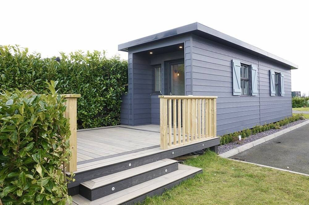 Deluxe Holiday Cabin in Newry, County Armagh