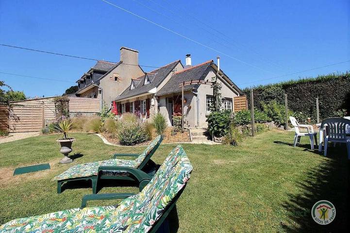Gîte pour 2 personnes, avec jardin et terrasse, animaux acceptés à Pleubian