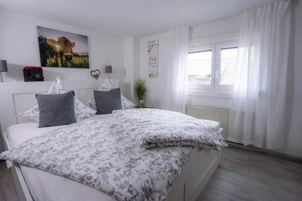 Ganze Wohnung, Ferienwohnungen Kati : Apartment mit 2 Schlafzimmern in Scheidegg, Bayerisch Schwaben