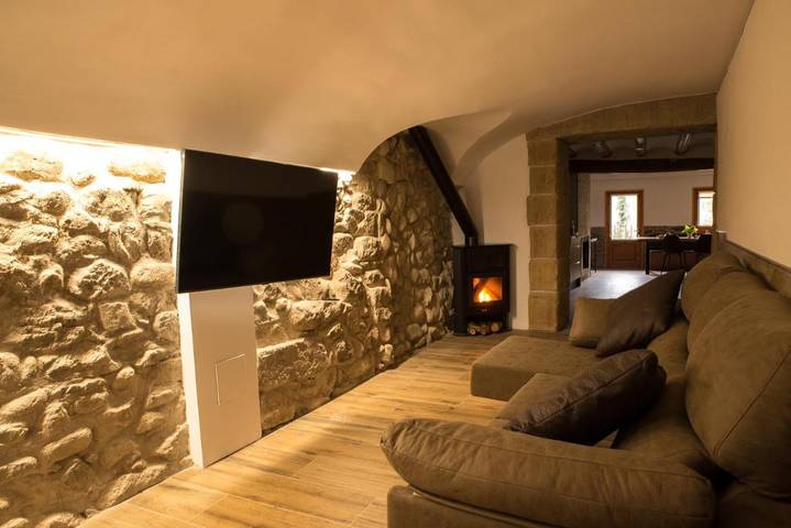 Casa rural para 12 personas, con vistas y balcón en Ripollès - 3