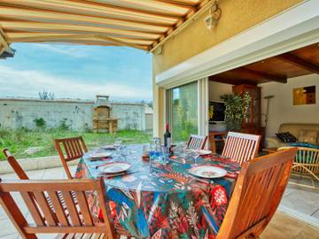 Gîte pour 6 personnes, avec jacuzzi ainsi que jardin et terrasse dans Plage Sud (Lacanau Océan)