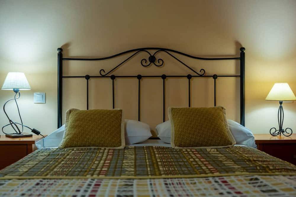 Posada La Canal · Habitación privada posada rural in Santillana del Mar, Cantabrian Coast