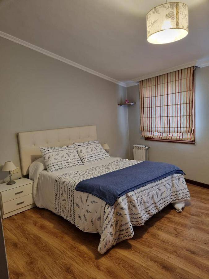 Apartamento inteiro, Two-Bedroom Apartment in Praia da Manquiña (Vigo), Vigo
