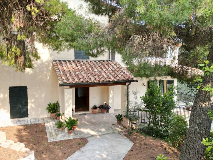 Location de vacances pour 6 personnes, avec jardin à Foligno