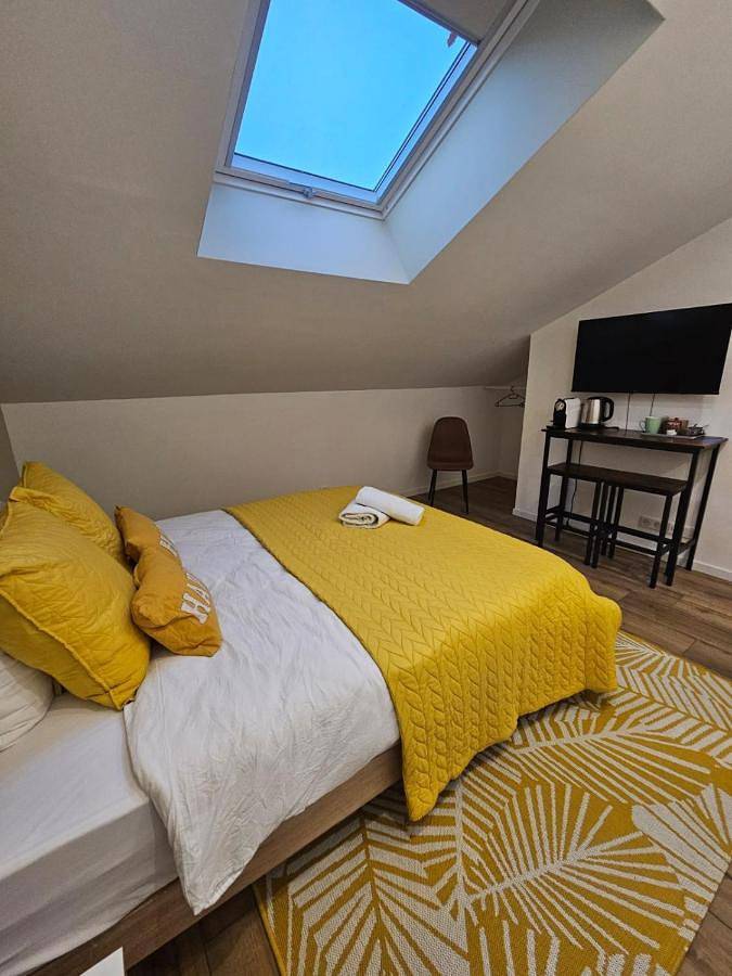 Gîte pour 2 personnes, avec terrasse à Sainte-Geneviève-des-Bois - 4