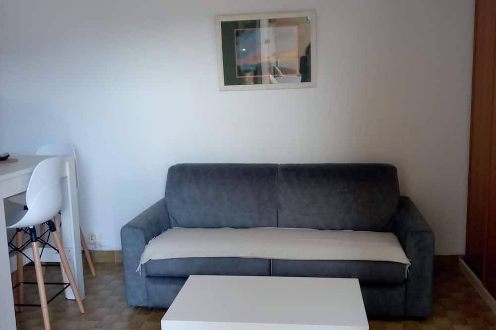 Ganze Wohnung, Comfortable apartment with large terrace and lake view in Sainte-Croix-du-Verdon, Regionaler Naturpark Verdon
