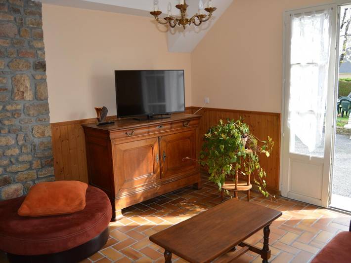 Gîte pour 6 personnes, avec jardin à Saint-Quentin-sur-le-Homme - 3