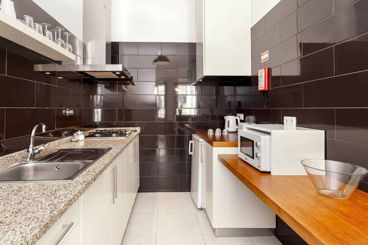 Entire apartment, Apartment 'Hungarian Biscuits Historic Center' with Balcony, Wi-Fi and Air Conditioning in Vitória (Porto), Porto