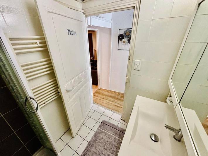 Gîte pour 8 personnes, avec jardin à Le Breuil - 3